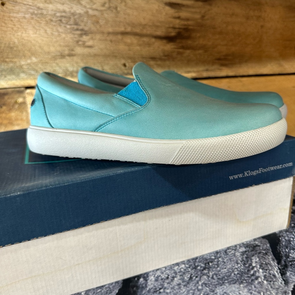 Klogs Shoes! Size 8